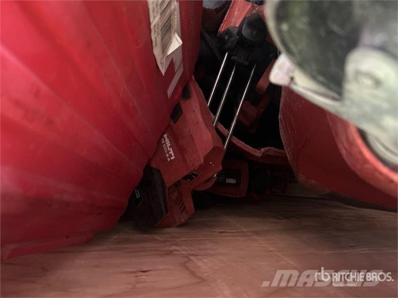 Quantity of Misc. Power Tools & Vacuums Otros componentes