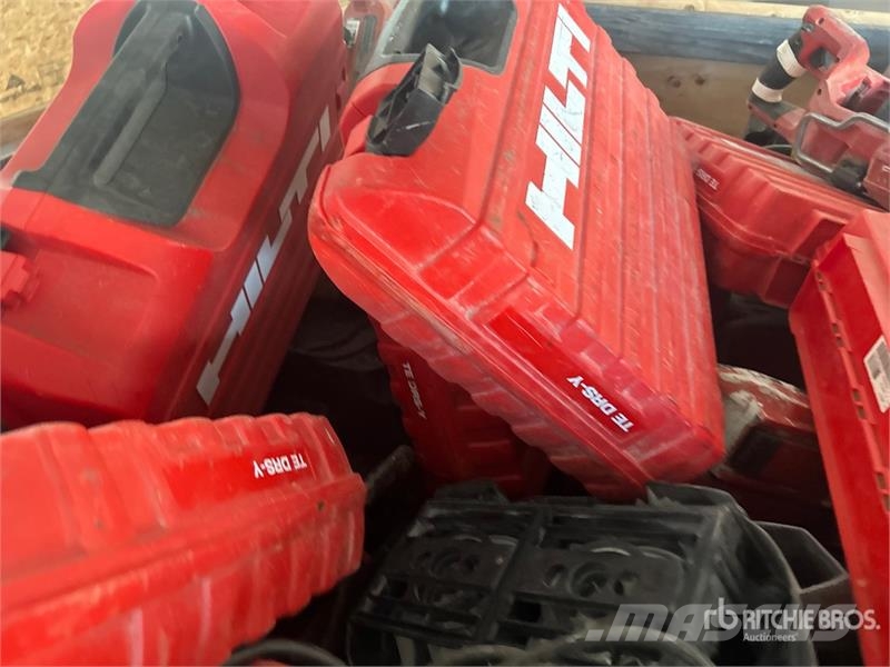 Quantity of Misc. Power Tools & Vacuums Drugi deli