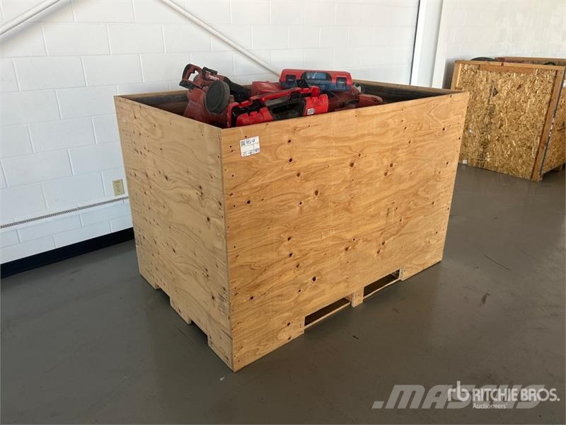 Quantity of Misc. Power Tools & Vacuums Otros componentes