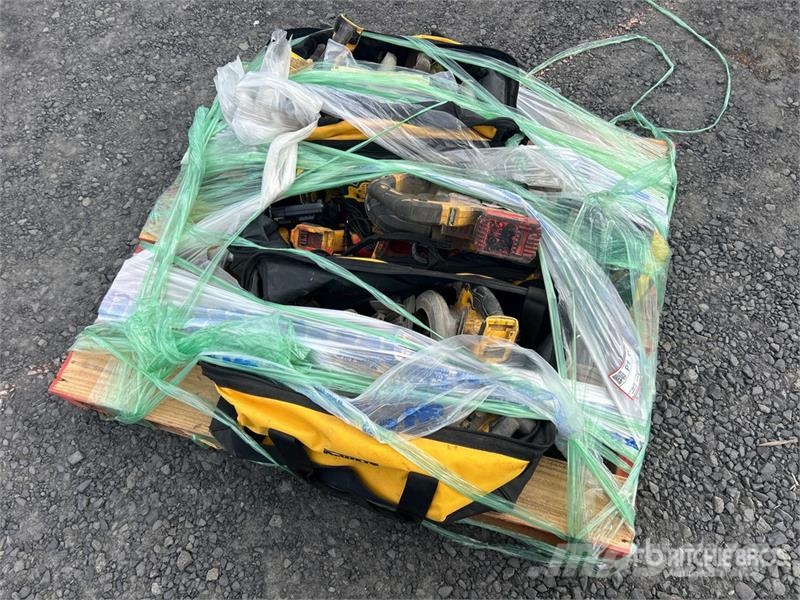  Quantity of Misc. Power Tools Outros componentes
