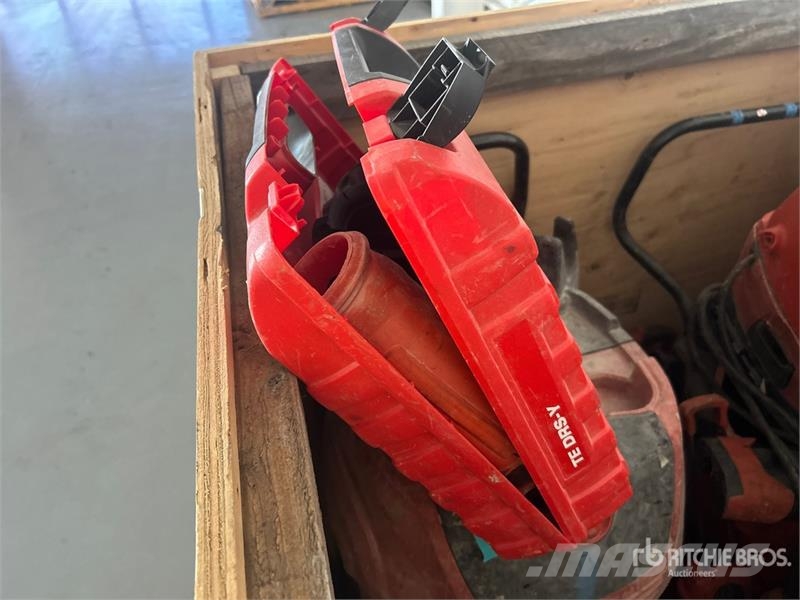 Quantity of Misc. Power Tools & Vacuums Otros componentes