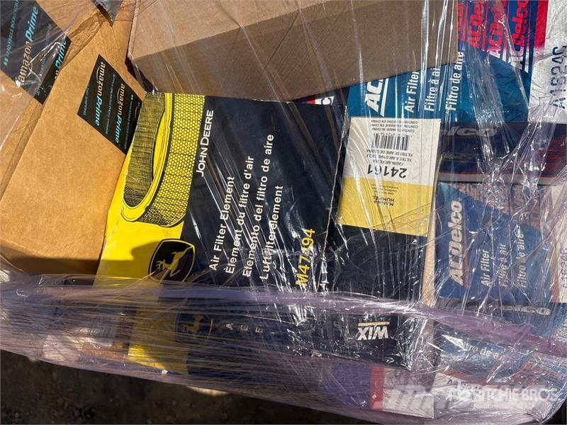  Quantity of Miscellaneous Parts Otros componentes