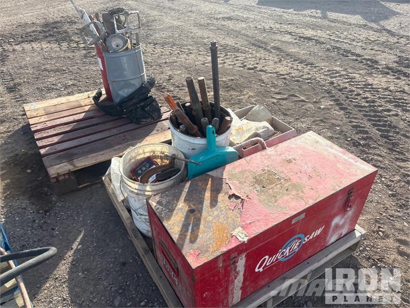 Quantity of Miscellaneous jackhammer Bits and spad Outros componentes