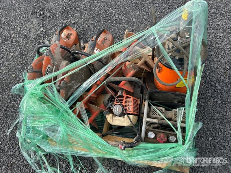 Quantity of Miscellaneous Tools, Concrete Saws, Pn Andre komponenter