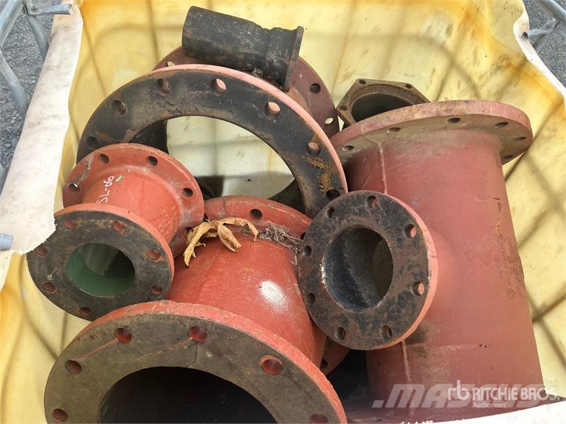 Quantity of Pipe Fittings Pipeline equipment