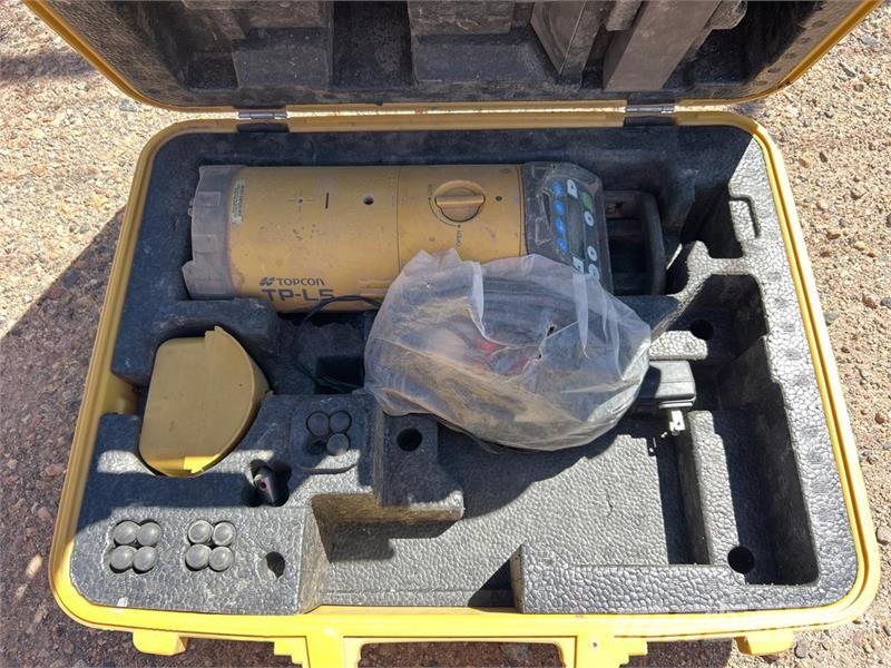 Quantity of Pipe Laser & Hand Tools Instrumente, Mess- und Automatisierungsausrüstung