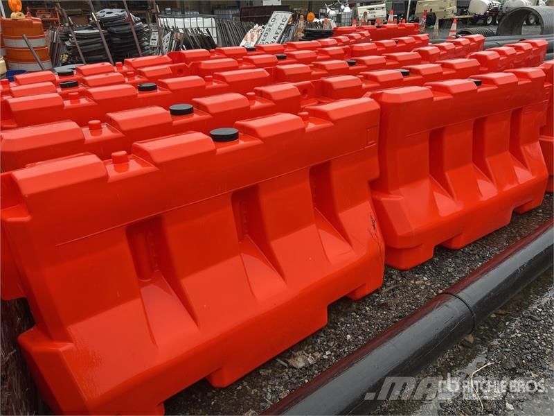 Quantity of Plastic Barrier Outros componentes