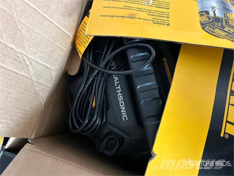 Quantity of Pressure Washers, Sheetrock Jack, Indu Diger parçalar