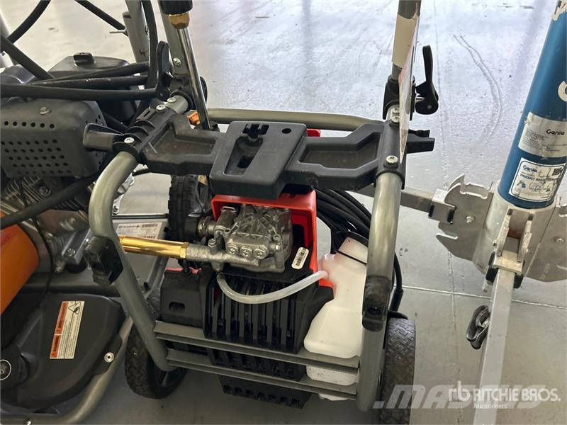Quantity of Pressure Washers, Sheetrock Jack, Indu Diger parçalar