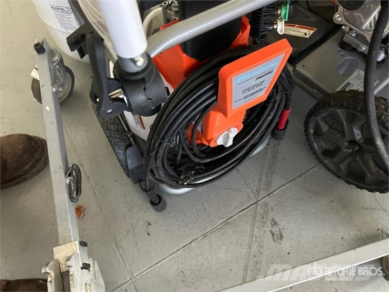 Quantity of Pressure Washers, Sheetrock Jack, Indu Diger parçalar