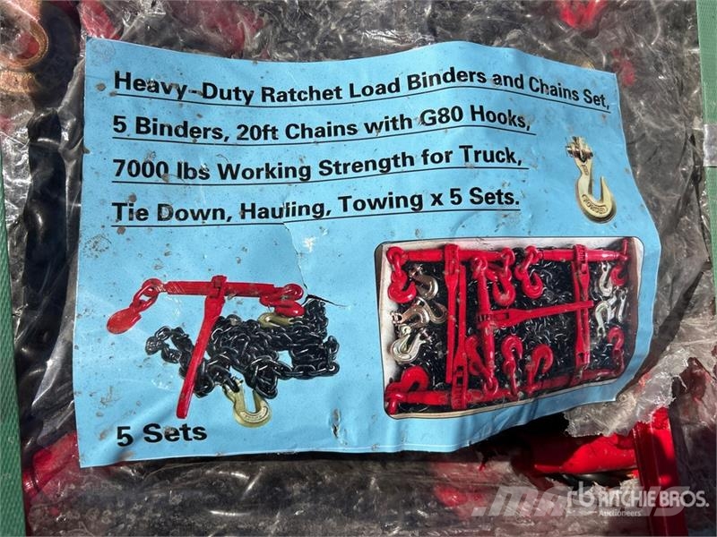  Quantity of Ratchet Load Binders and 20 ft Chains  مكونات أخرى