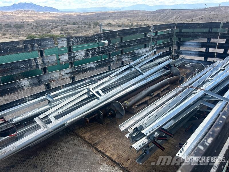  Quantity of Roll-Up Garage Doors مكونات أخرى