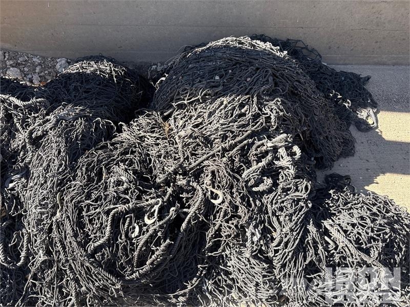  Quantity of Sinco Debris Nets - approximately 20,0 Talhas, guinchos e elevadores de materiais