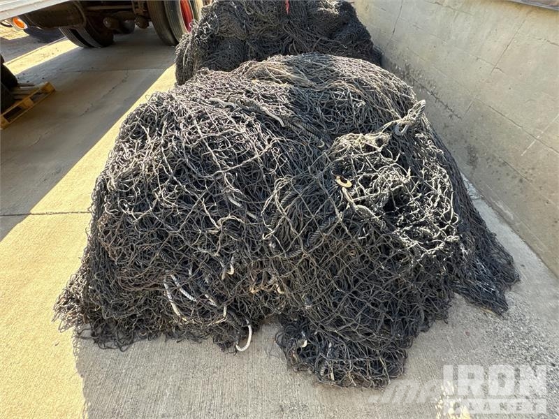  Quantity of Sinco Debris Nets - approximately 20,0 Talhas, guinchos e elevadores de materiais