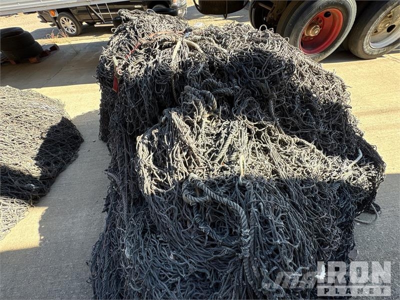  Quantity of Sinco Debris Nets - approximately 20,0 Talhas, guinchos e elevadores de materiais