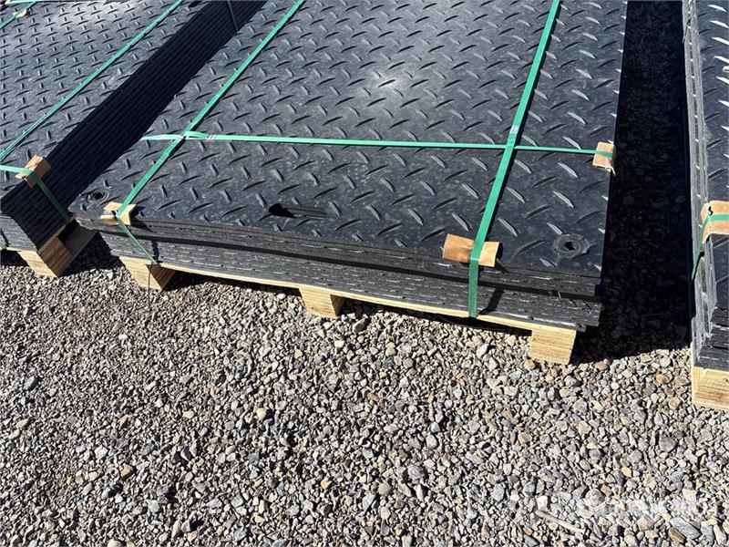 Quantity of SKLP SK-LJB12 Ground Protection Mats Građevinarstvo – ostalo