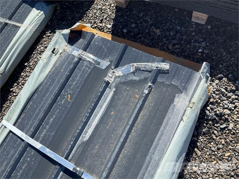  Quantity of  SKLP SKH50 ** Damaged** Galvalume Ste Montacargas y elevadores de material