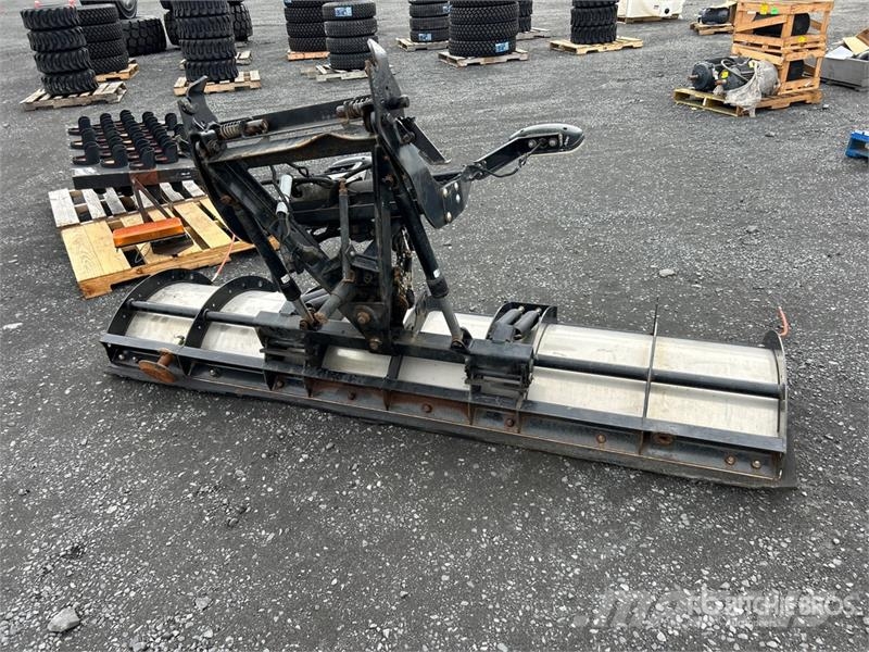 Quantity of Snow Plow Equipment Egyéb mezőgazdasági gépek