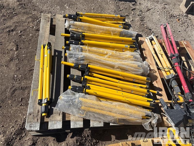 Quantity of Stands & Work Lights 其他