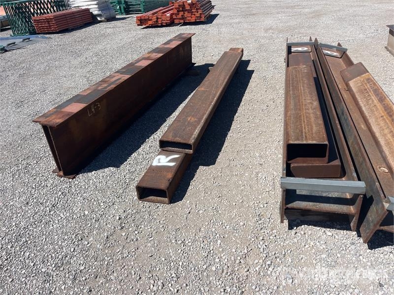 Quantity of Steel I Beams and Steel Tubing 기타 부품