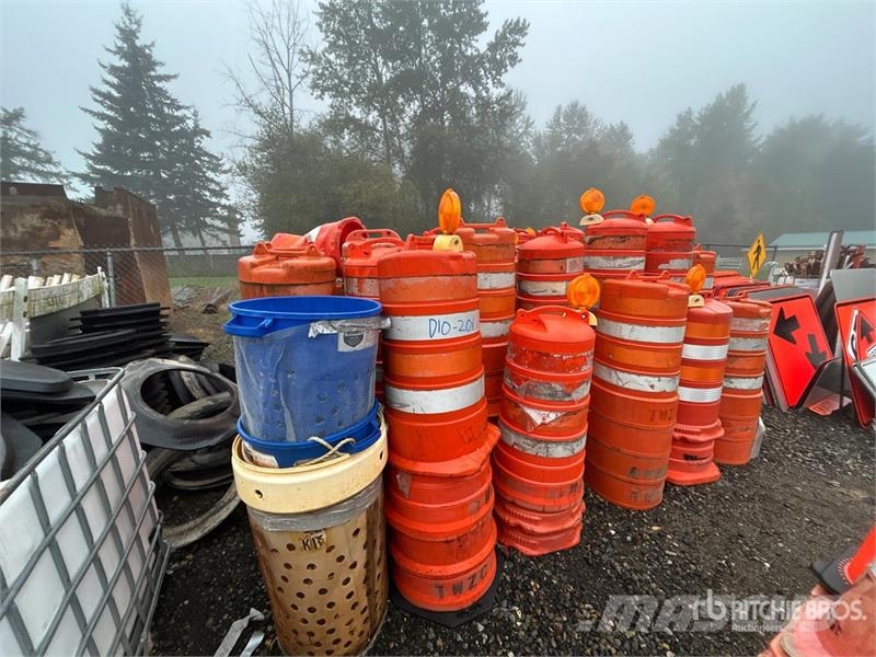 Quantity of Traffic Cones Rørlæggere