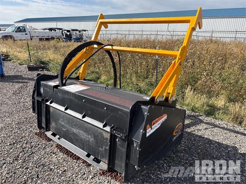Quick Attach 60 in Skid Steer Mulcher Stobbenfreesmachines
