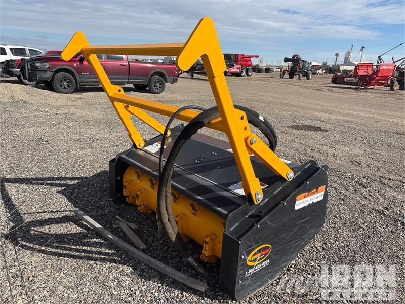 Quick Attach 60 in Skid Steer Mulcher Stobbenfreesmachines