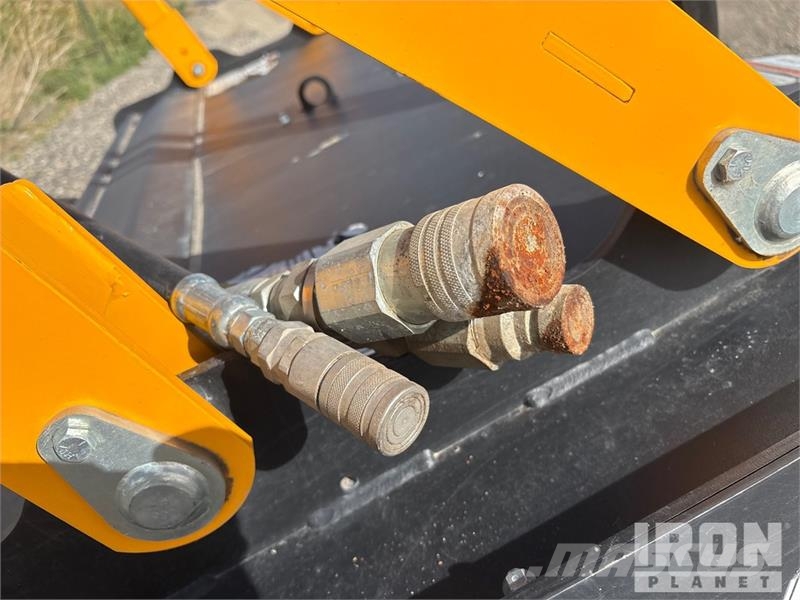 Quick Attach 60 in Skid Steer Mulcher Stobbenfreesmachines