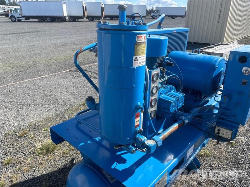 Quincy Northwest F30-V Skid-Mounted Electric Air Compress Compressori