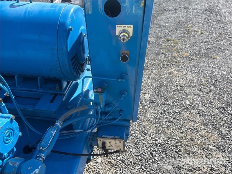 Quincy Northwest F30-V Skid-Mounted Electric Air Compress Compressori
