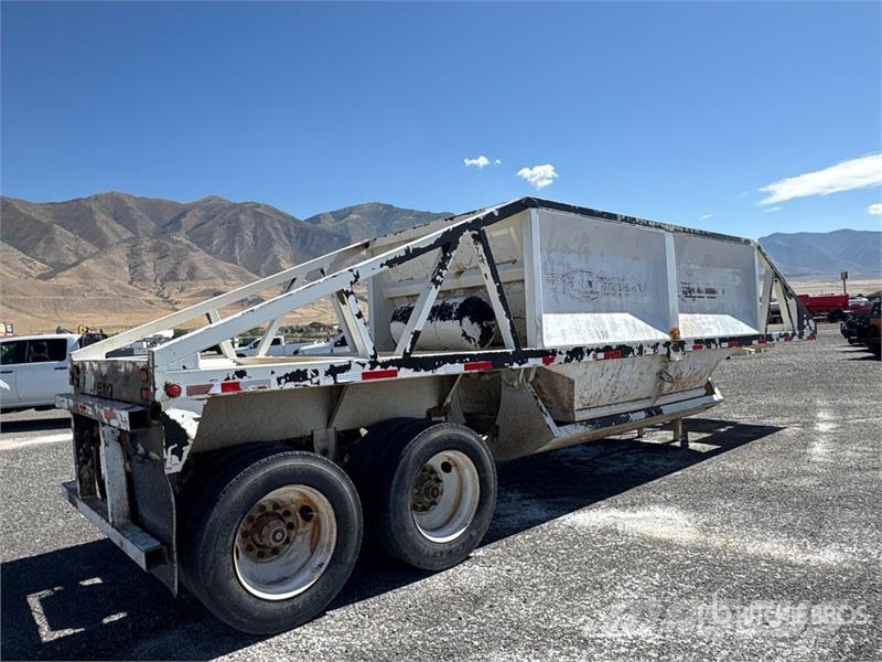 R-Way T32211AN 32 ft T/A Belly Dump Trailer Kipper