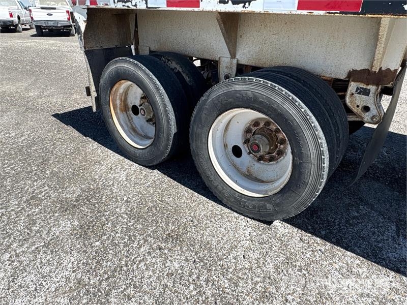 R-Way T32211AN 32 ft T/A Belly Dump Trailer Kipper