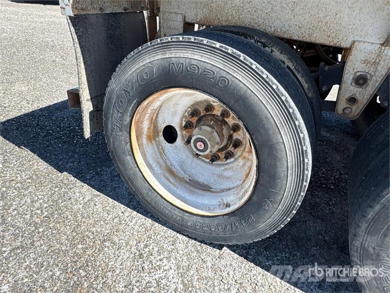 R-Way T32211AN 32 ft T/A Belly Dump Trailer Kipper