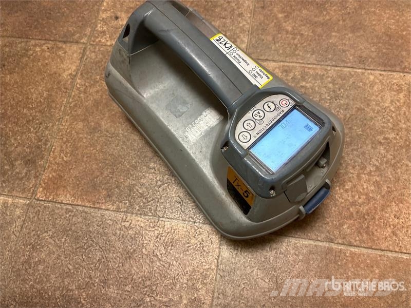  Radiodectection 8000 Electric Locator معدات حفر النفط والغاز