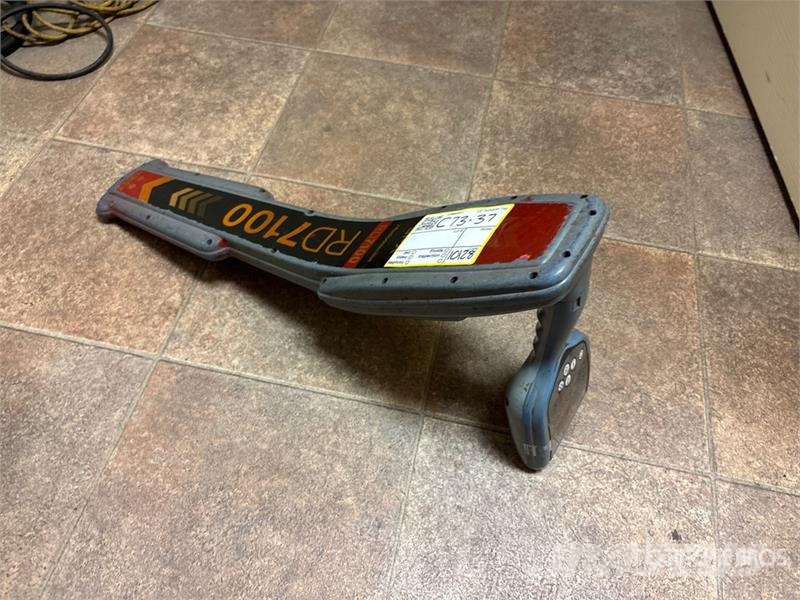  Radiodetection RD7100DL TX5 Electric Locator معدات حفر النفط والغاز