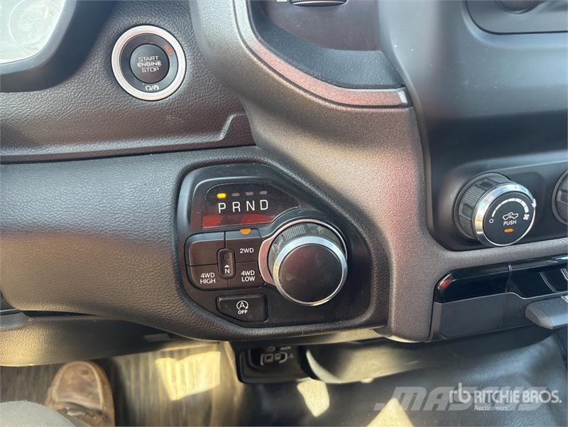 RAM 1500 기타