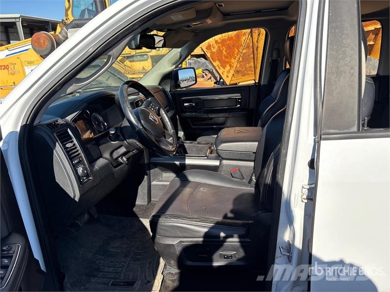 RAM 1500 Outros