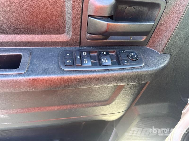 RAM 1500 Otras furgonetas