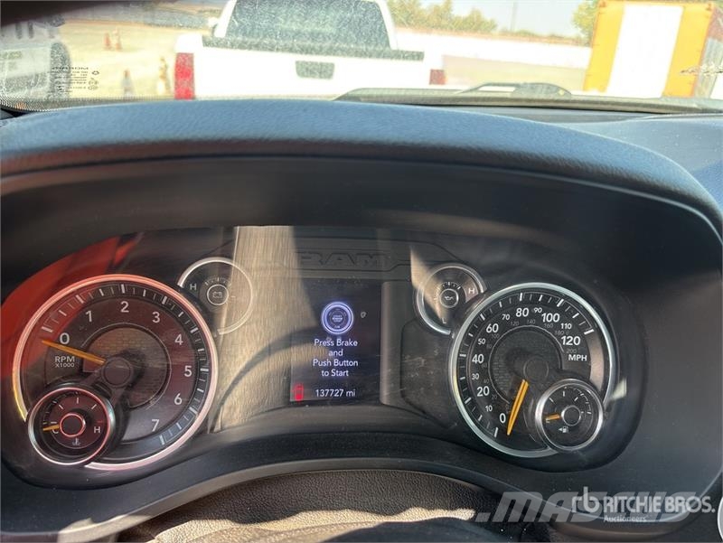 RAM 1500 기타