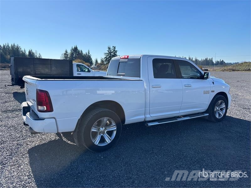 RAM 1500 Outros