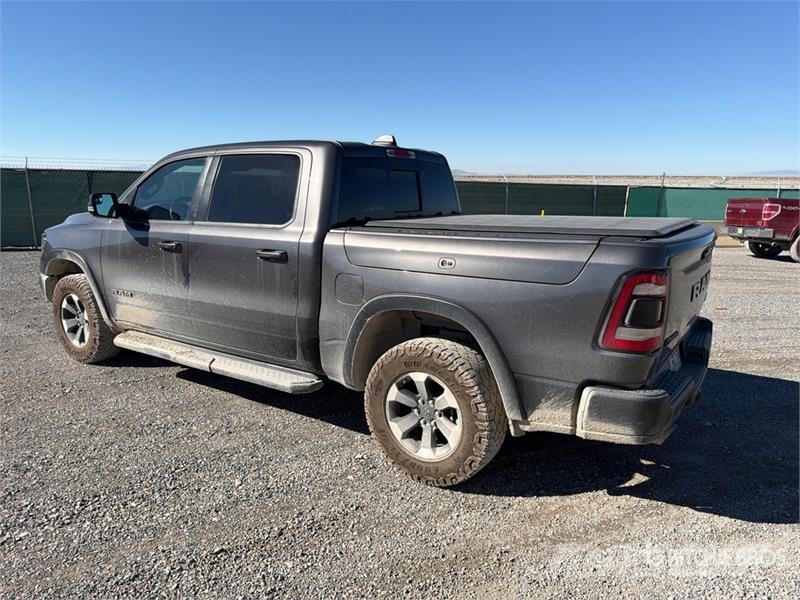 RAM 1500 Rebel 4x4 Crew Cab Pickup Drugi