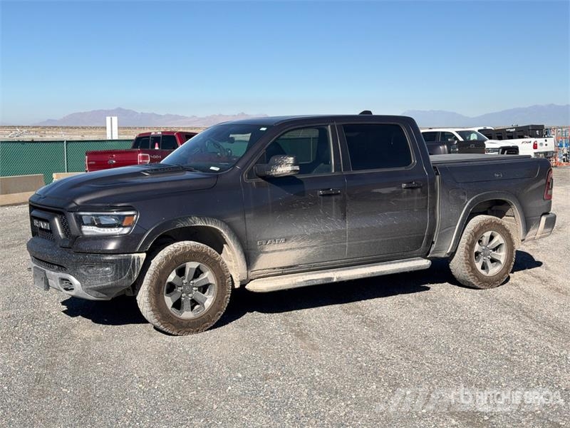 RAM 1500 Rebel 4x4 Crew Cab Pickup Drugi