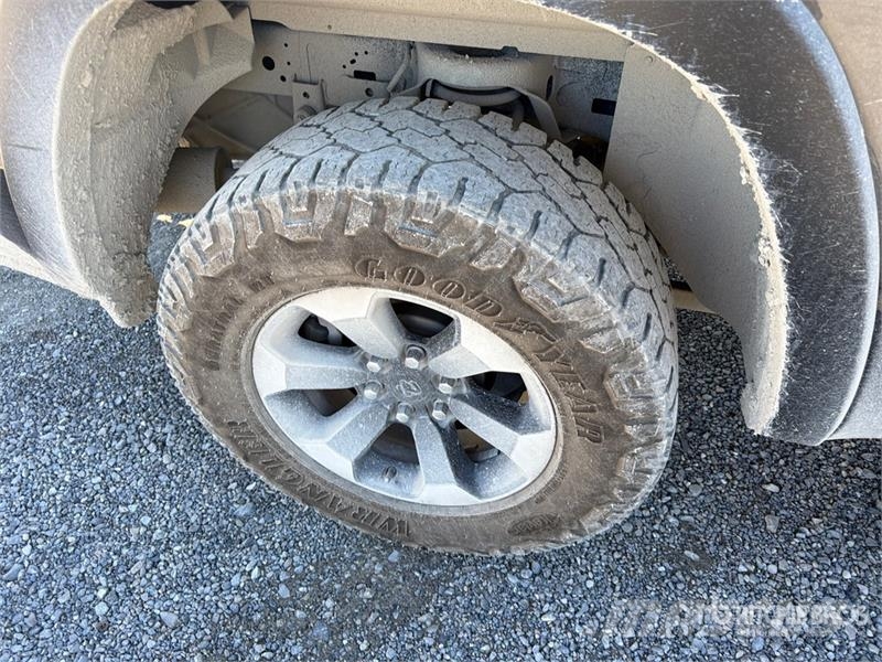 RAM 1500 Rebel 4x4 Crew Cab Pickup Drugi