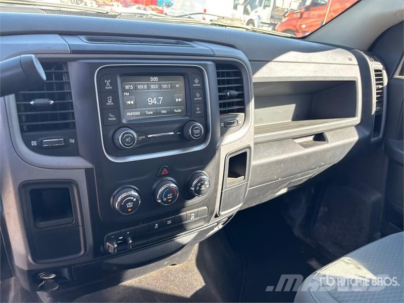 RAM 2500 4x2 Crew Cab Pickup Otras furgonetas