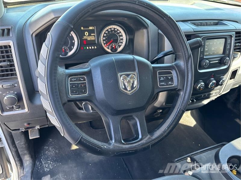 RAM 2500 4x2 Crew Cab Pickup Otras furgonetas