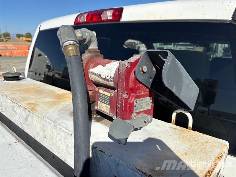 RAM 2500 4x2 Crew Cab Pickup Otras furgonetas