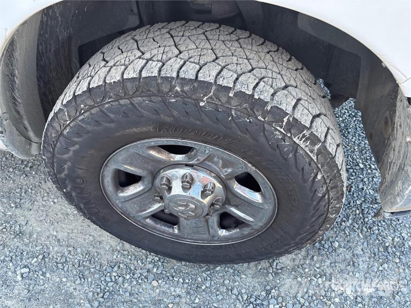 RAM 2500 4x2 Crew Cab Pickup Otras furgonetas