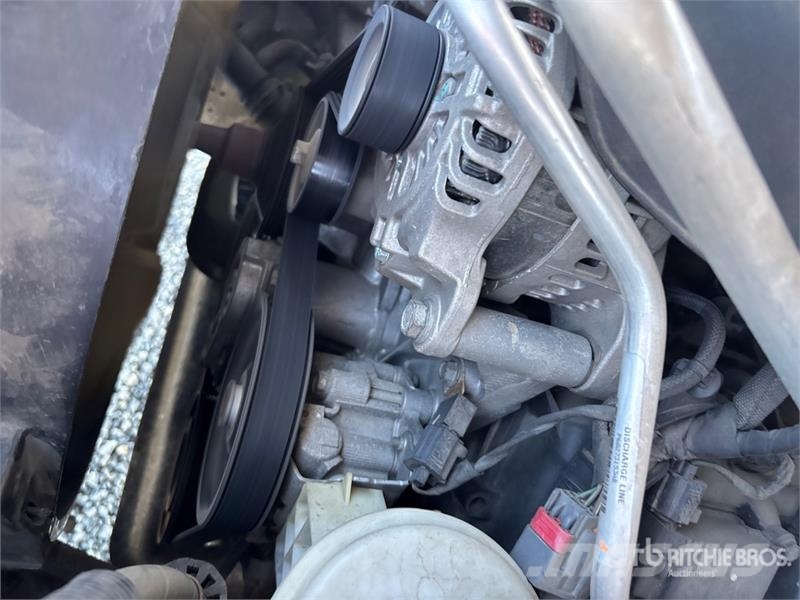 RAM 2500 4x2 Crew Cab Pickup Otras furgonetas