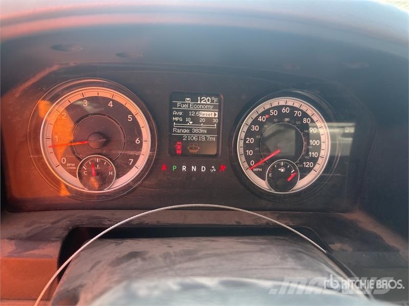 RAM 2500 4x2 Crew Cab Utility Truck Pickup/Αγροτικό