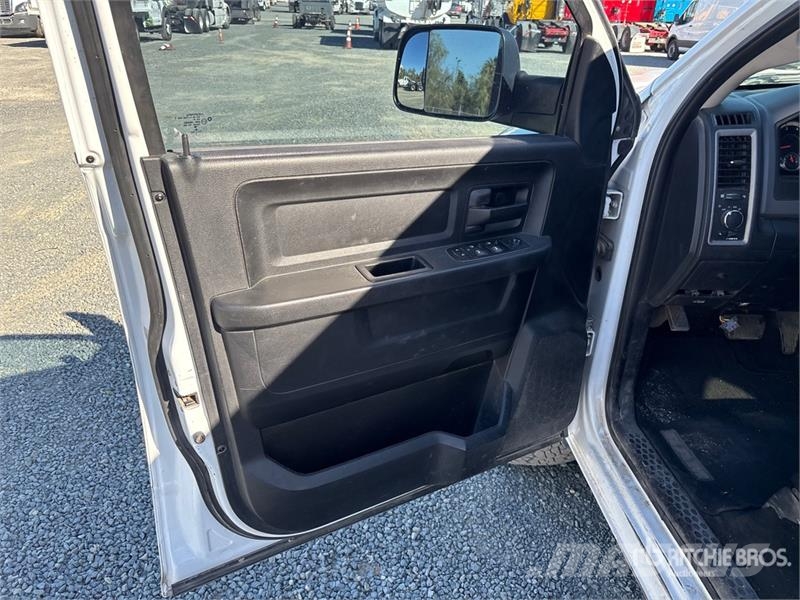RAM 2500 4x2 Crew Cab Pickup Otras furgonetas